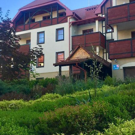 ポラニツァ・ズドゥルイApartament Parkowa Polana Z Ogrodemアパートメント エクステリア 写真