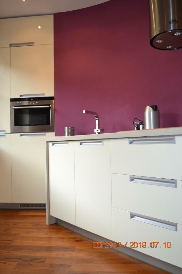 ポラニツァ・ズドゥルイApartament Parkowa Polana Z Ogrodemアパートメント エクステリア 写真