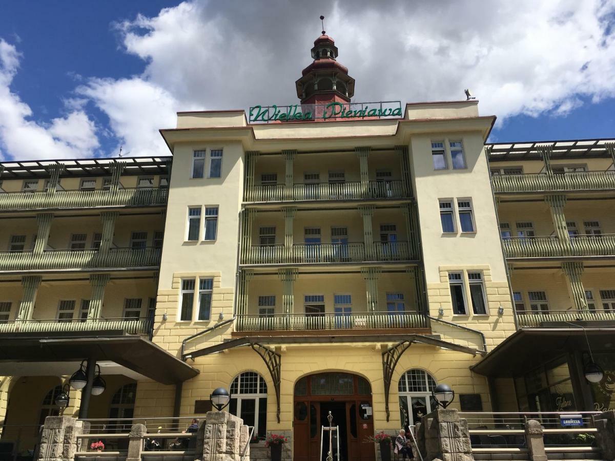 ポラニツァ・ズドゥルイApartament Parkowa Polana Z Ogrodemアパートメント エクステリア 写真